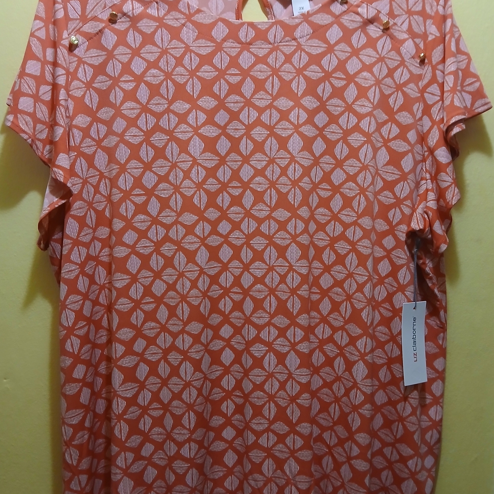 Liz Claiborne Coral And White Shirtsleve Shirt. 2x